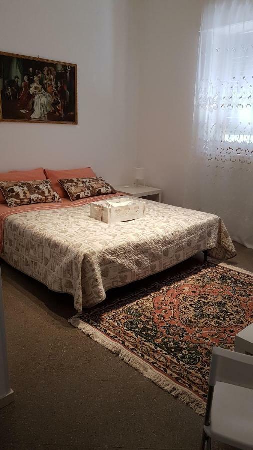 B&B 1984 Bari Buitenkant foto